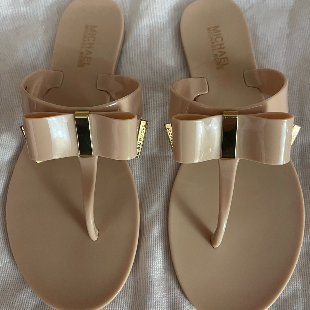 MK Jelly sandals
